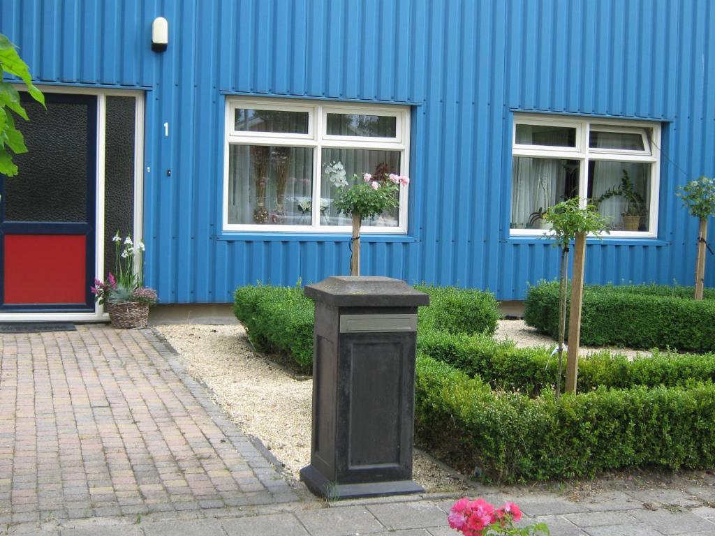 B&B De Tobbedanser Harlingen Bagian luar foto