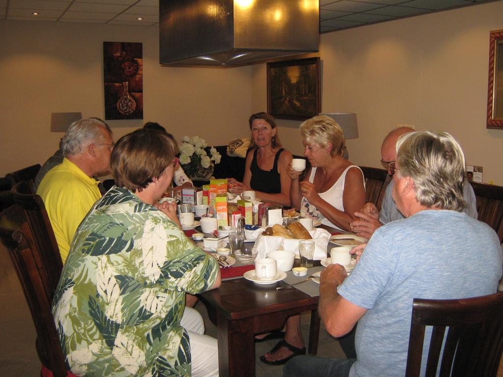 B&B De Tobbedanser Harlingen Bagian luar foto