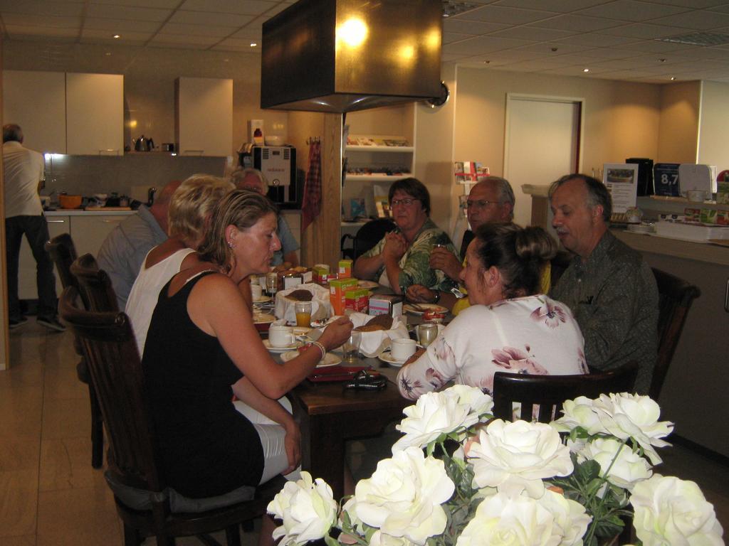 B&B De Tobbedanser Harlingen Bagian luar foto